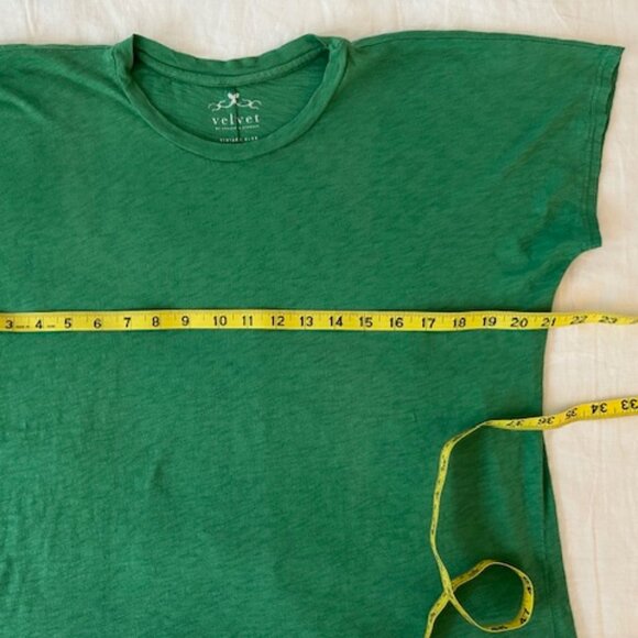 Velvet by Graham & Spencer green flowy t-shirt - Picture 6 of 6